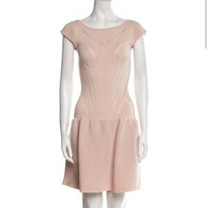 Elegant Pink Sleeveless Dress